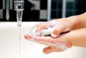 Как приучить ребенка мыть руки