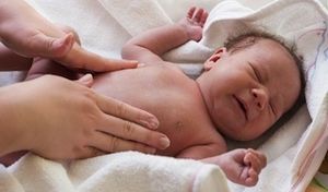 Первые дни жизни новорожденного