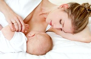 Какой способ контрацепции выбрать мамочке при кормлении грудью
