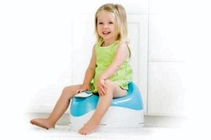 Жидкий стул у младенца: когда необходимо бить тревогу?